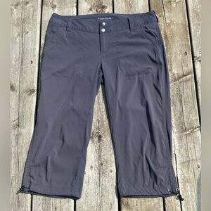 Columbia Omni-Shield Women's Saturday Trail Hiking Knee Pants Gray Size 6